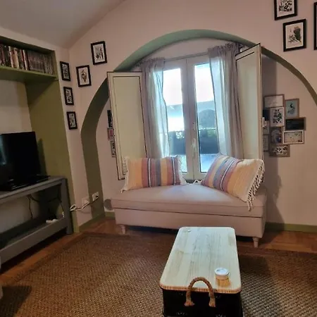 Parlapa Apartment
