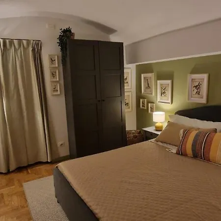 Parlapa Apartment